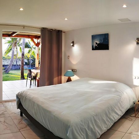 Maison Les Cocotiers De Plaiz'Anse Petite Île Eksteriør billede