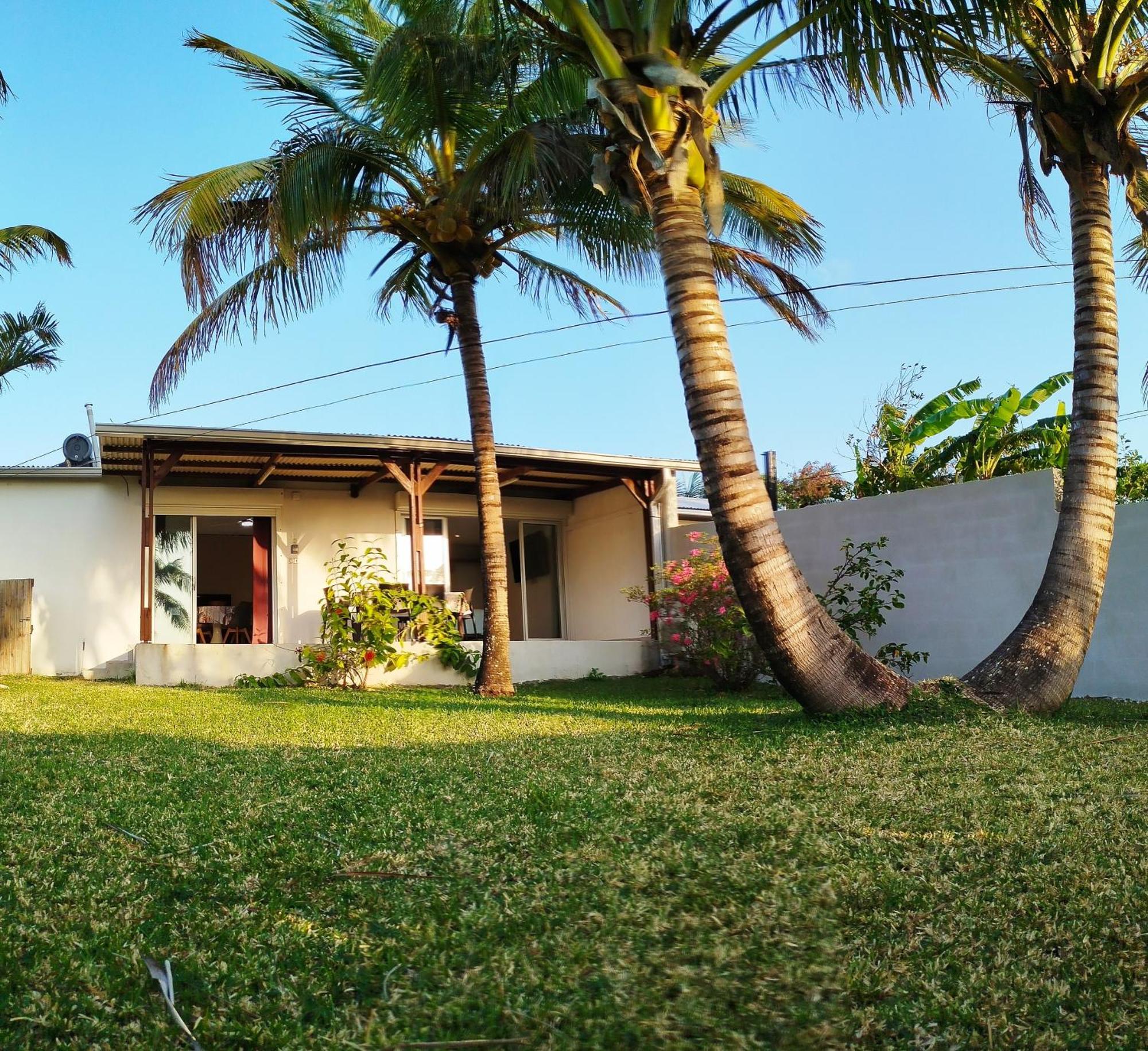 Maison Les Cocotiers De Plaiz'Anse Petite Île Eksteriør billede